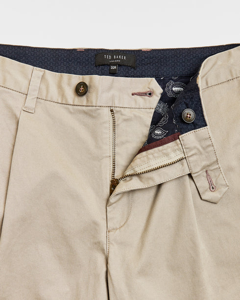 <P>Relaxed Fit Pleated Trouser</P>